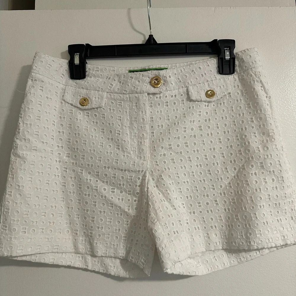 C Wonder Eyelet White Shorts with Gold Buttons Size 6